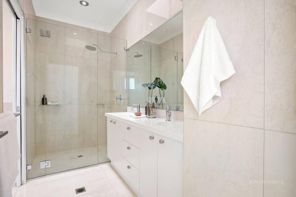 נוסוויל Quay Largo: Riverside Haven מראה חיצוני תמונה